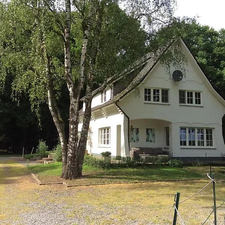 Op De Driepaal Bed & Breakfast
